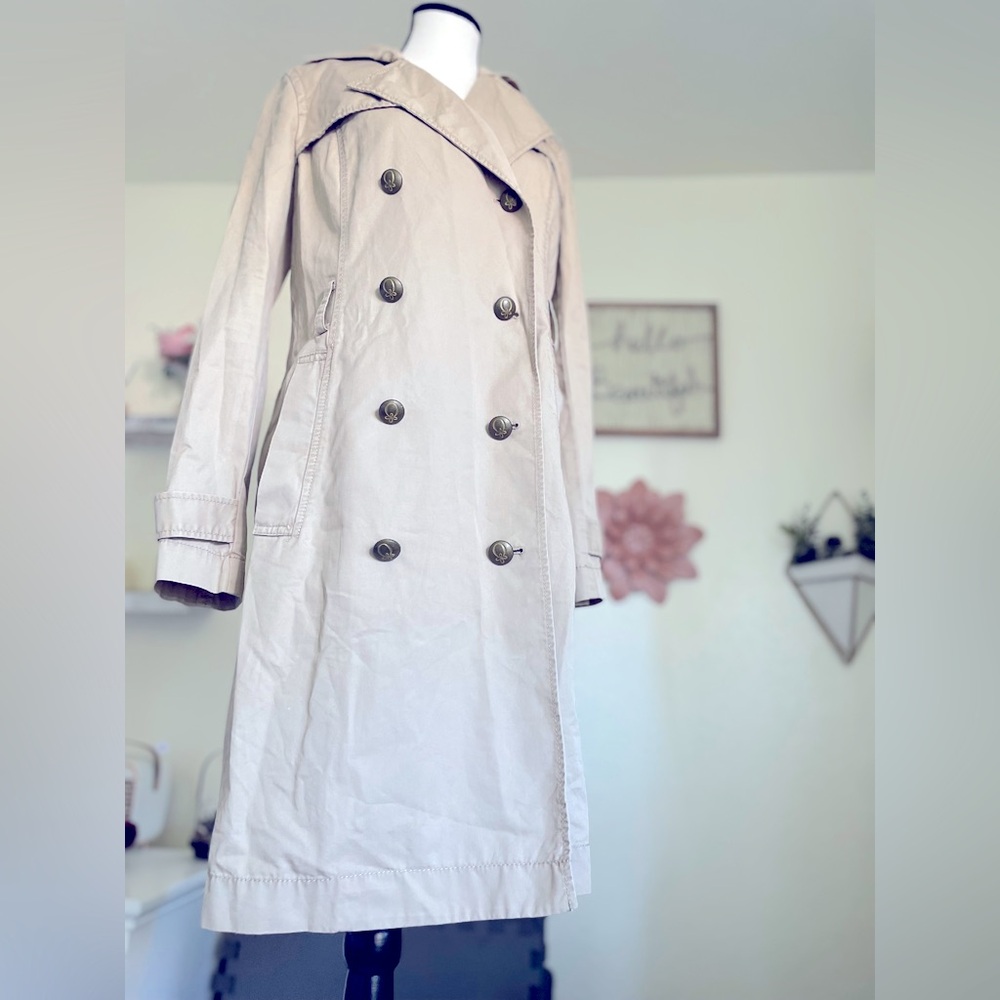 Q Mack Women's Trench Coat 🧥 missing belt Size S